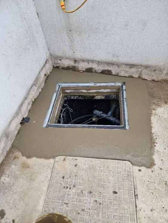 Completed package pump station with access cover