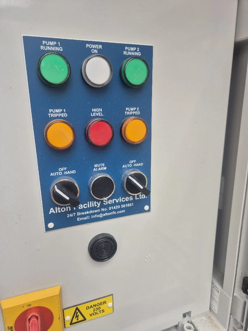 Pump station control panel